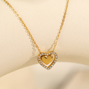 Collier Avec Pendentif En Forme De Cœur Élégant En Acier Titane Plaqué Or  Et Strass Pour Femme, Série Romantique, 1 Pièce h5 Image4
