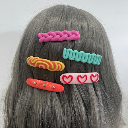 1 pince à cheveux en résine pour femme, jolie série romantique, couleurs mélangées 2