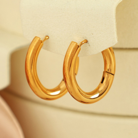 1 paire de boucles d'oreilles créoles classiques en acier inoxydable plaqué or pour femme, série simple 2