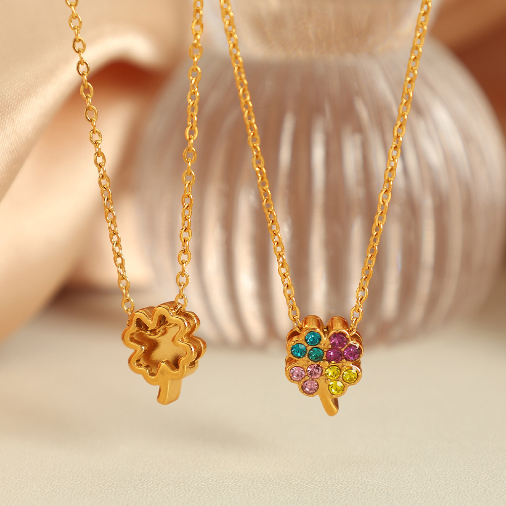 Collier Avec Pendentif En Forme De Cœur En Acier Inoxydable Plaqué Or  Et Strass Pour Femme, Série Simple Image4