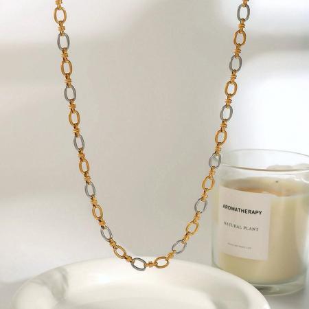 Collier chaîne sophistiquée moderne en acier inoxydable, étanche, coloris or et argent, pour femme (1 pièce)