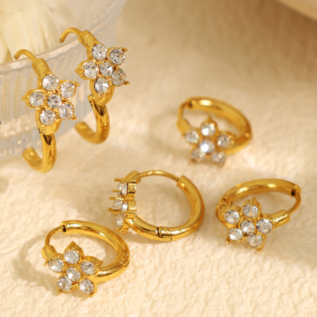 1 paire de boucles d'oreilles créoles pour femme, en acier inoxydable doré, étanches, en forme de fleur brillante, de la série Luxueuse