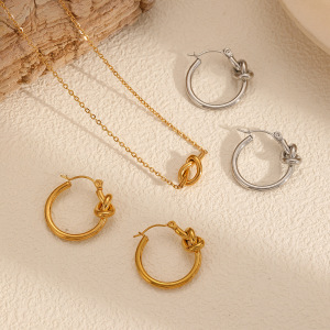 Boucles D'Oreilles Puces Pour Femme, Style Élégant Et Raffiné, En Acier Inoxydable Doré, Imperméables, En Forme De Nœud. 1 Paire h5 Image3