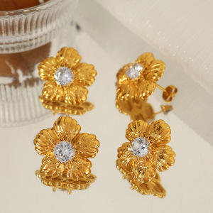 1 Paire De Boucles D'Oreilles À Tige En Acier Inoxydable Plaqué Or  Avec Zircons Pour Femme, Style Rétro, Série Romantique h5 Image4