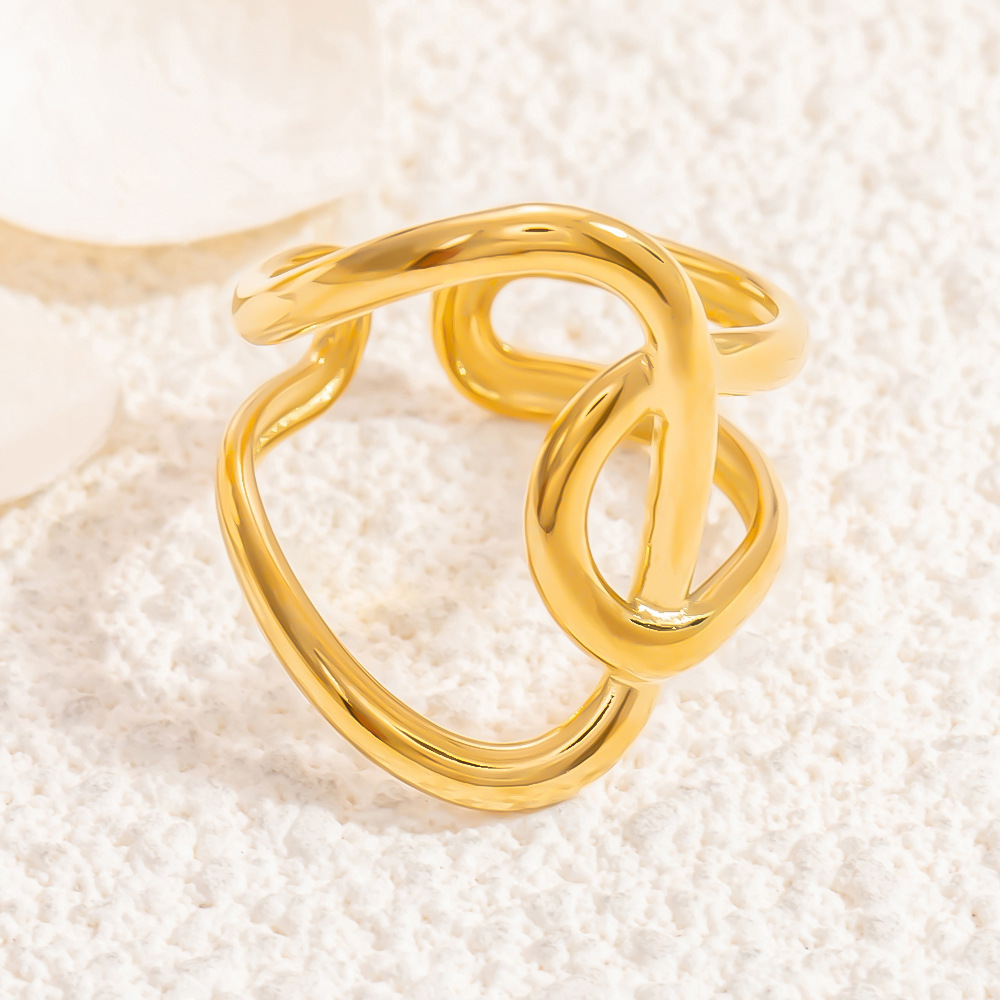 Bague Ajustable Pour Femme, Style Classique Asymétrique Torsadé, En Acier Inoxydable Étanche Couleur Or (1 Pièce), Collection Moderne. Image3