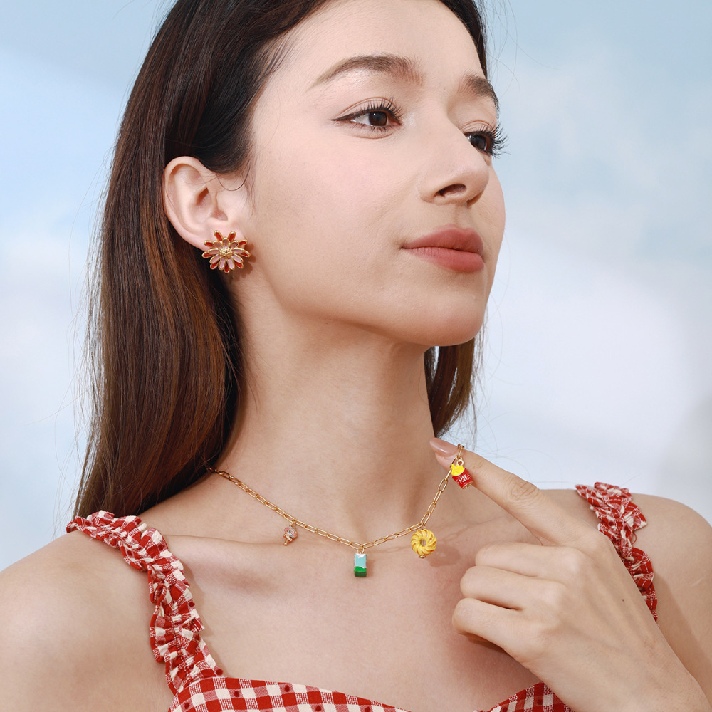 Boucles D'Oreilles Puces Pour Femme, Collection Chic Daisy, Finition Goutte D'Huile, En Acier Inoxydable, Couleur Or, Imperméables, 1 Paire Image2