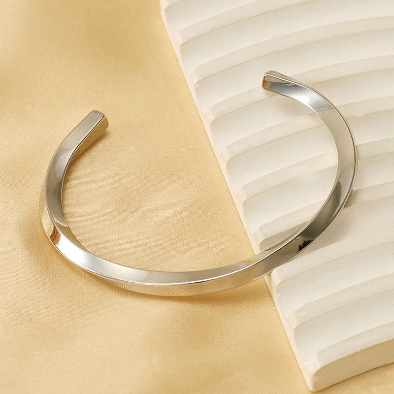 Bracelet Unisexe En Acier Inoxydable Plaqué Or , Série Simple, 1 Pièce Image5