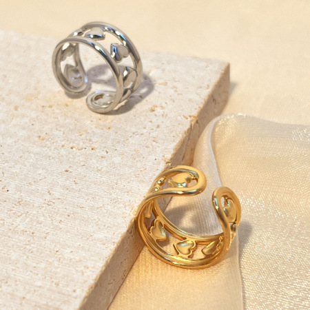 Bague ajustable pour femme, style rétro romantique, en acier inoxydable doré, ajourée en forme de cœur. 2