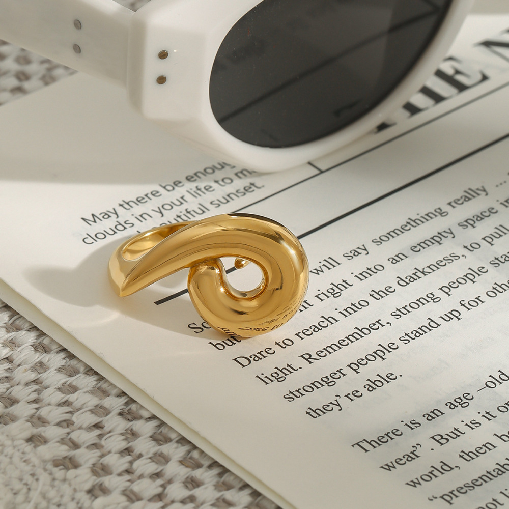 Bague Simple Pour Femme, En Acier Inoxydable Doré, Forme Irrégulière, 1 Pièce, Collection Shining Series. Image2