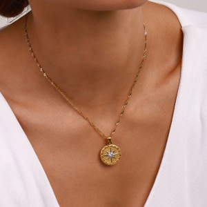 Collier Pendentif Femme Chic En Acier Inoxydable Étanche, Or Et Argent, Orné D'Une Étoile À Huit Branches (1 Pièce), Collection Luxe h5 Image3