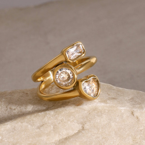 Bague En Acier Inoxydable Étanche, Couleur Or, En Forme De Cœur, Ornée D'Un Zircon. h5 Image4