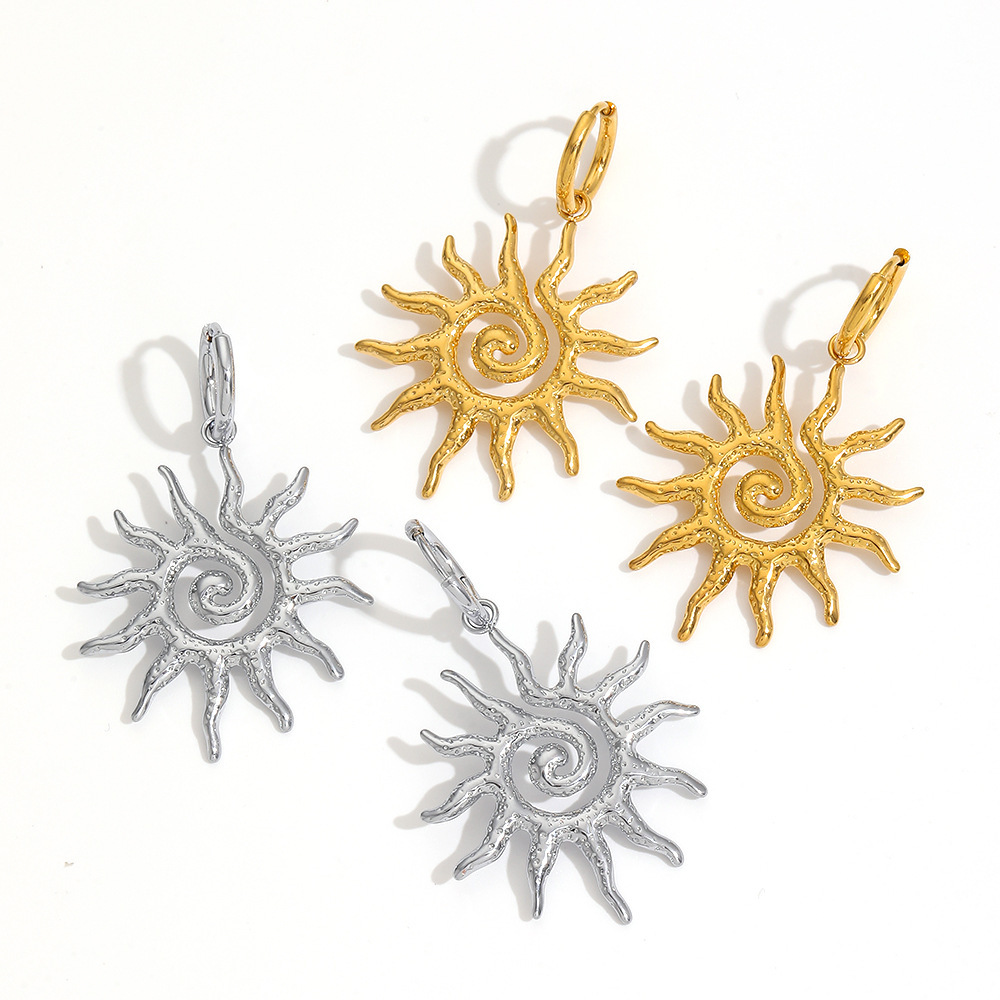 Boucles D'Oreilles Pendantes Plaquées Or, Motif Soleil/Lune (1 Paire) Image4