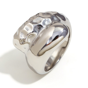 Bague Simple Pour Femme Daily Twist En Acier Inoxydable, Étanche, Couleur Or (1 Pièce). h5 Image10