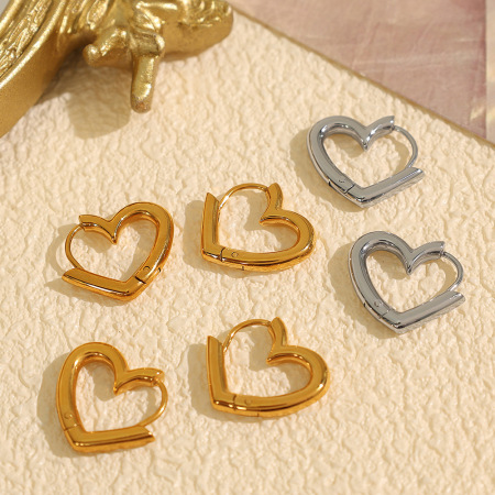 1 paire de boucles d'oreilles créoles en acier inoxydable plaqué or  pour femme, série simple, motif cœur 2