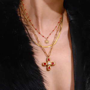 Collier Pendentif Femme En Acier Inoxydable Doré, Forme Croix, Étanche, 1 Pièce, Collection Luxueuse h5 Image2