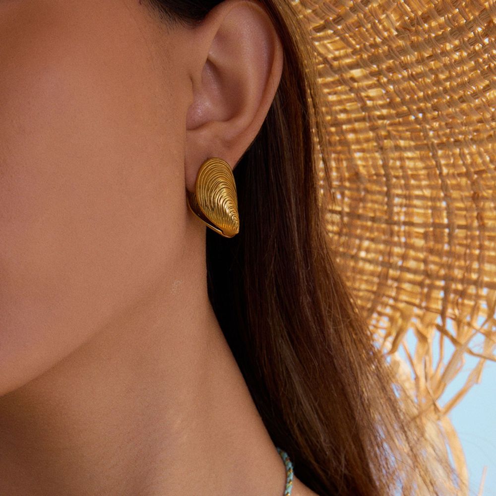 Boucles D'Oreilles Puces En Acier Inoxydable Étanche Couleur Or, Forme Coquillage Image4