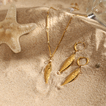 Boucles d'oreilles pendantes en acier inoxydable doré, couleur or, motif poisson mignon 2