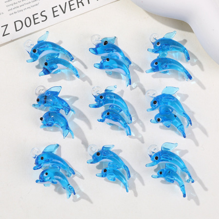 1 pièce de perles de verre mignonnes en forme de dauphin pour bijoux à faire soi-même 2
