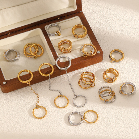 Bague minimaliste moderne multicouche en acier inoxydable étanche couleur or pour femme (1 pièce)