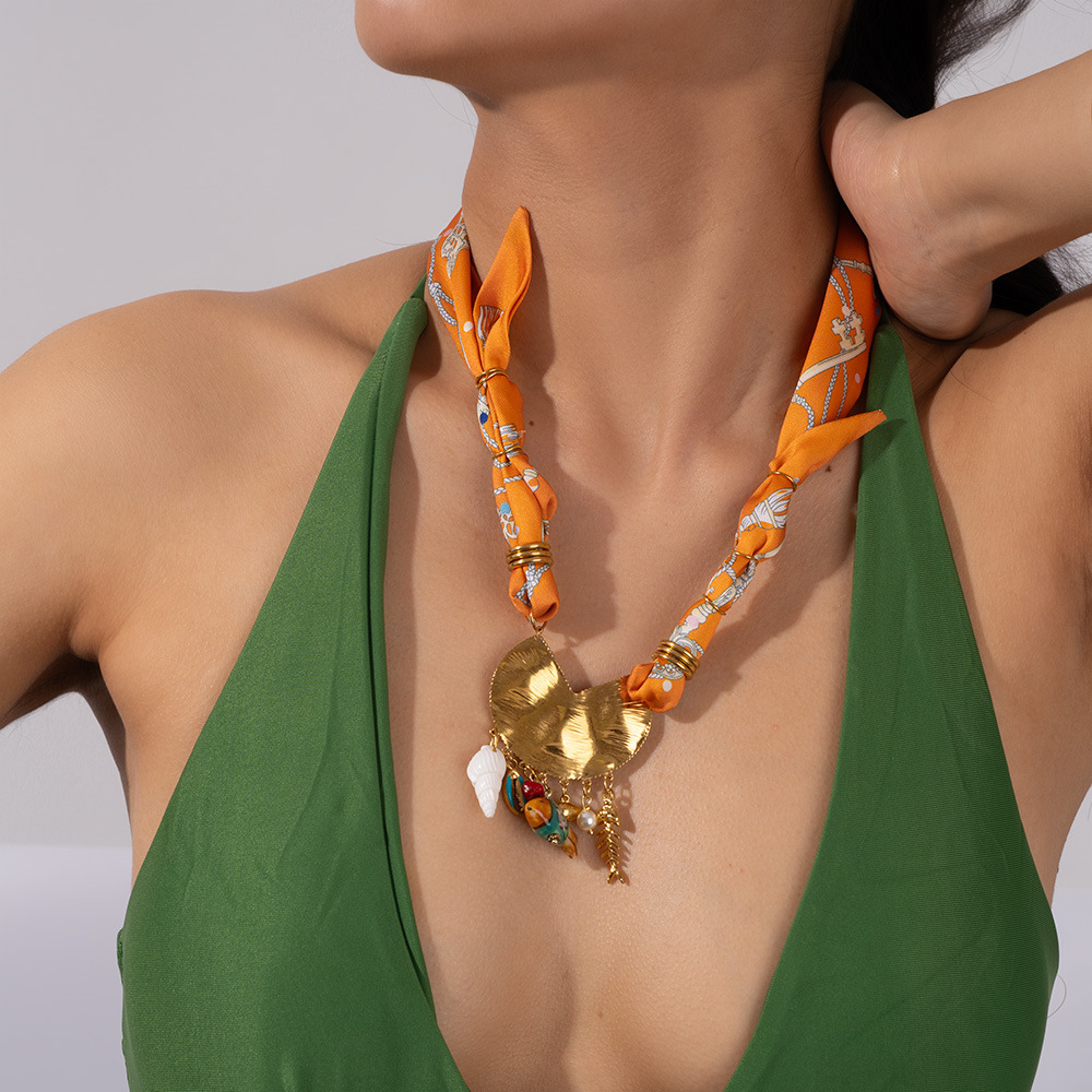 Colliers Pendentifs Pour Femmes Avec Foulards Et Plantes Bohèmes Image7