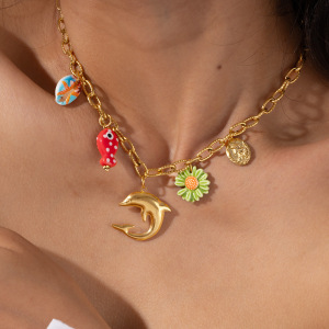 Colliers Pendentifs Sophistiqués Pour Femmes, En Acier Inoxydable Étanche, Couleur Or, Motif Arête De Poisson, Parfaits Pour Les Vacances h5 Image5