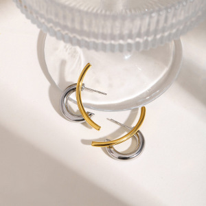 Boucles D'Oreilles Clous Géométriques Simples En Acier Inoxydable Imperméable De Couleurs Assorties h5 Image4
