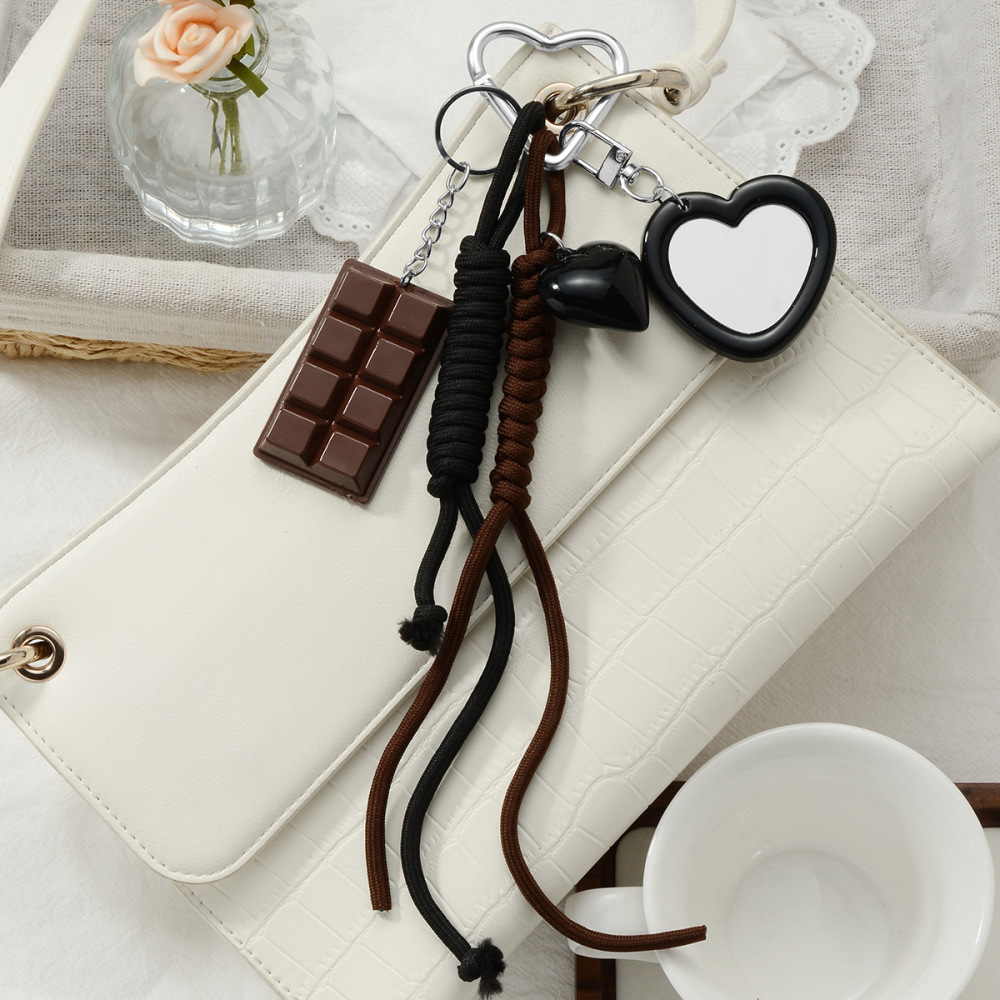 Breloques Quotidiennes En Forme De Cœur Et De Sac En Chocolat h5Image4