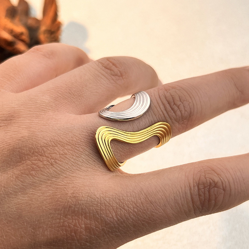 Bague Minimaliste Étanche En Acier Inoxydable Multicolore Image4