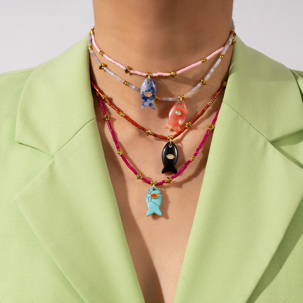 Collier De Perles Pour Femme, Collection Polychrome, Motif Poisson, En Acier Inoxydable, Couleur Or, Étanche, Avec Pierres Naturelles. Image3