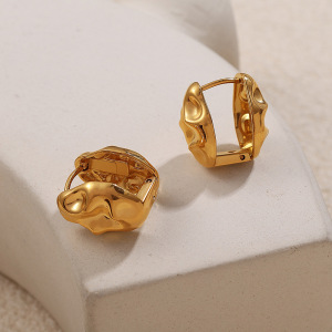 Boucles D'Oreilles Clous Géométriques En Acier Titane Doré h5 Image4