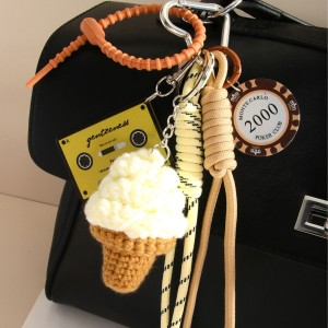 Breloques De Sac Pour Femme En Forme De Glace Au Crochet h5 Image4
