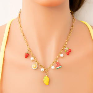 Colliers Pour Femmes En Acier Inoxydable Doré Étanche, Collection Cute Fruit Series h5 Image5