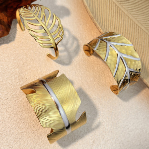 Bracelets Manchettes Étanches En Acier Inoxydable Multicolore En Forme De Feuilles h5 Image2