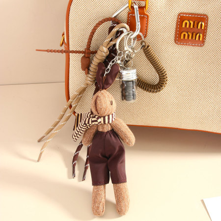 1 breloque de sac en tissu mignon en forme de lapin 2