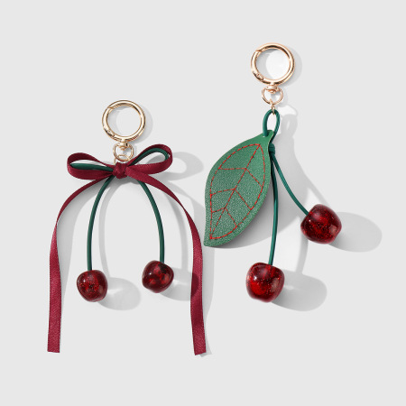 Breloques de sac en forme de cerise douce