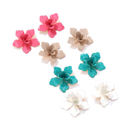 1 paire de boucles d'oreilles à tige en fer pour femme, série romantique, motif fleur douce 2