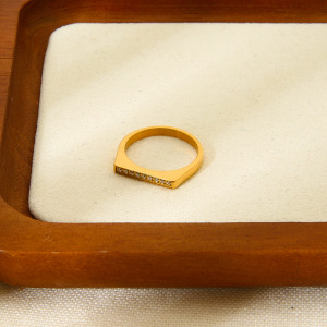 Bague Femme Étanche En Acier Inoxydable Doré, Style Simple Et Élégant h5 Image4