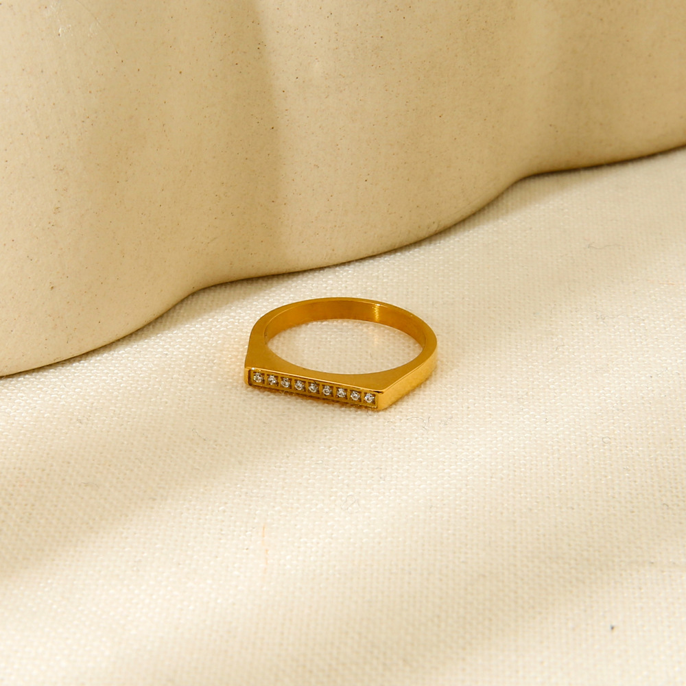 Bague Femme Étanche En Acier Inoxydable Doré, Style Simple Et Élégant Image3