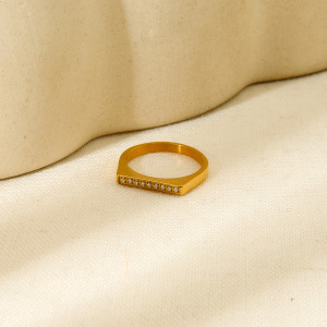 Bague Femme Étanche En Acier Inoxydable Doré, Style Simple Et Élégant h5 Image3