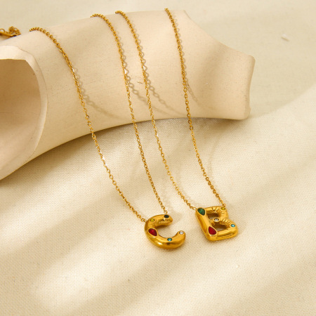 Collier pour femme en acier inoxydable doré avec lettres bulles tendance 2