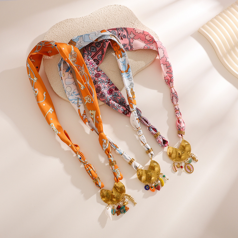 Colliers Pendentifs Pour Femmes Avec Foulards Et Plantes Bohèmes Image4