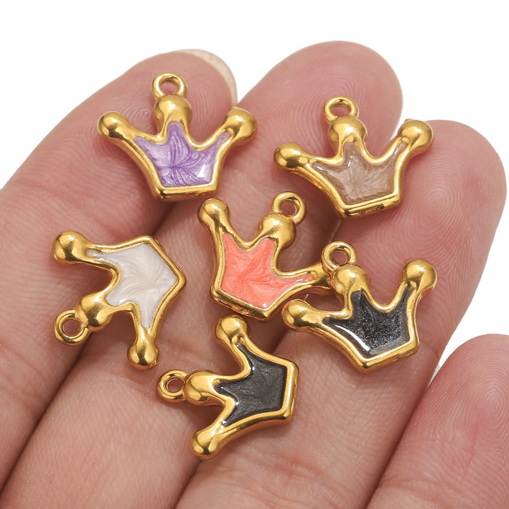 Pendentif Femme Luxueux En Acier Inoxydable Étanche En Forme De Couronne (1 Pièce) Image4