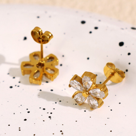 1 paire de boucles d'oreilles à tige en acier inoxydable couleur or avec fleur 2