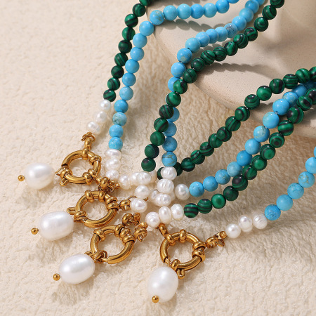 Colliers de perles naturelles