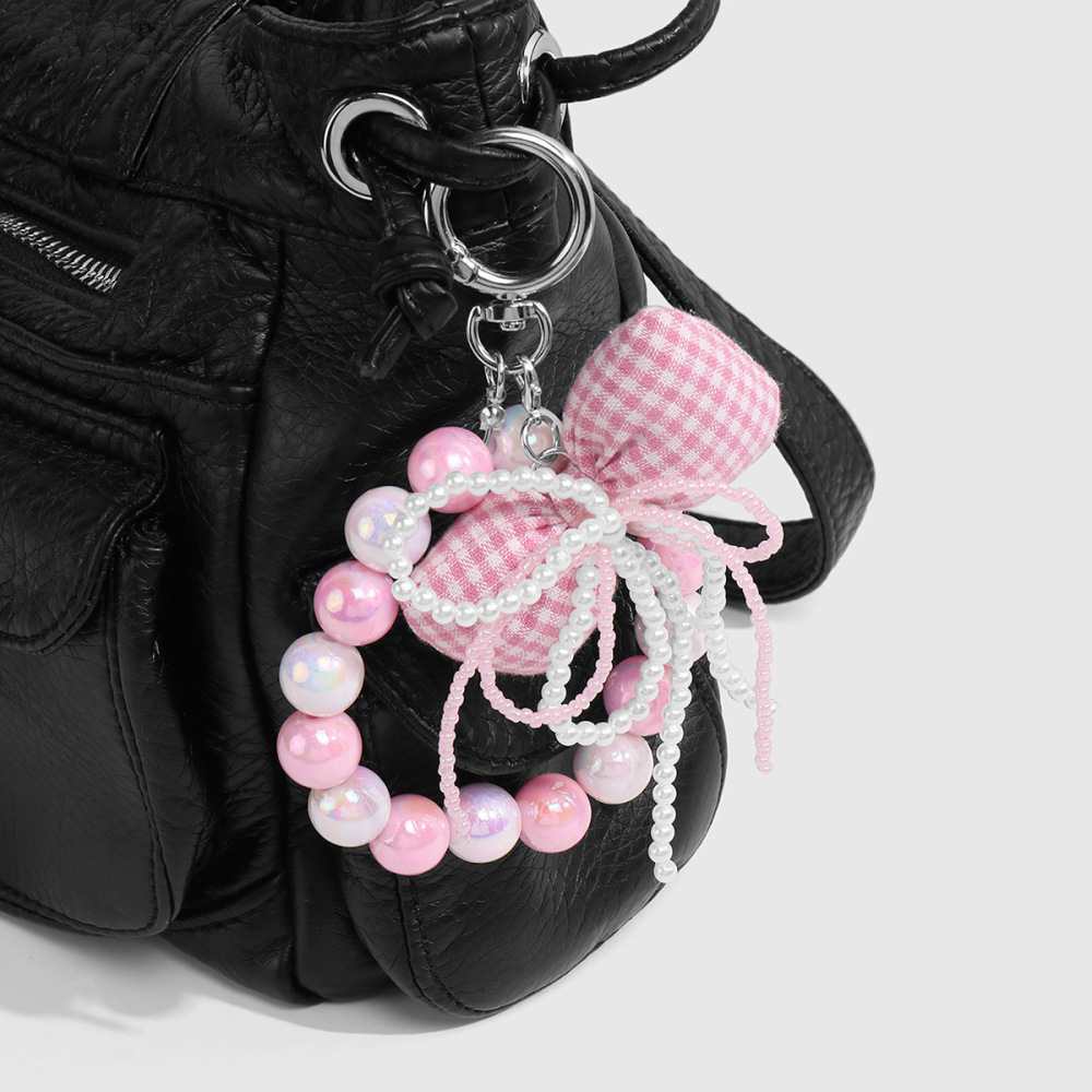 Charms De Sac En Forme De Nœud Papillon En Perles Image9