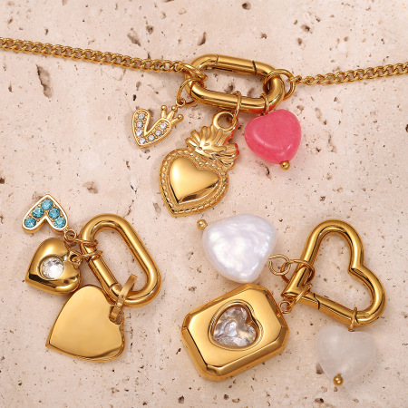 Pendentifs en forme de cœur en acier inoxydable étanche couleur or à faire soi-même 2
