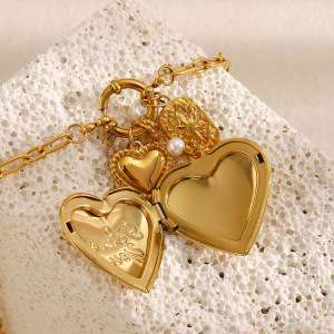 Collier Pour Femme Avec Pendentif Cœur Classique De Style Luxueux En Acier Inoxydable Doré Et Étanche h5 Image5