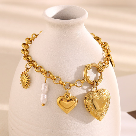 Bracelet à breloques Daily Heart en acier inoxydable étanche pour femme (1 pièce), collection classique.