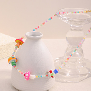 Colliers Pour Femmes En Acrylique Avec Jolis Accessoires En Forme De Champignon h5 Image2