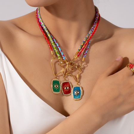 Colliers Pendentifs Pour Femmes Opulent Eye En Acier Inoxydable Étanche Couleur Or
